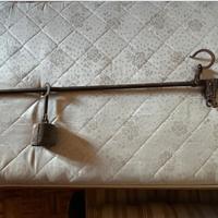 vecchia stadera pesa oggetti 