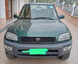 Toyota rav 4 benzina