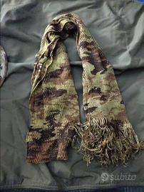 sciarpa e cappello mimetico EI