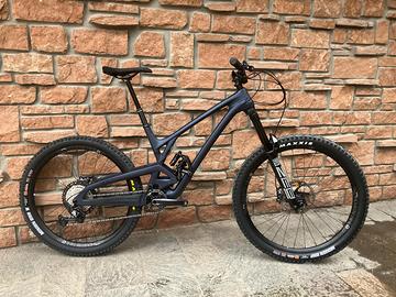 Evil Insurgent 2026 - NUOVA - Shimano XT / RockSho