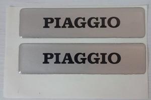 Coppia adesivi resinati Piaggio originali