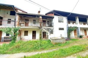 CASA SEMINDIPENDENTE A NETRO
