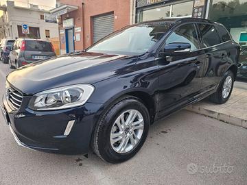 VOLVO XC60 2.0D 150CV BUSINESS AUTOCARRO N1 5 POST