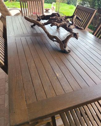 Tavolo in legno di teak
