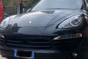 Cayenne 2011 3.0 V6 tdi 245cv tiptronic