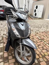 Honda SH 125 – 2012 – 33.000 km – Accessoriato