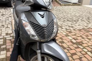 Honda SH 125 – 2012 – 33.000 km – Accessoriato