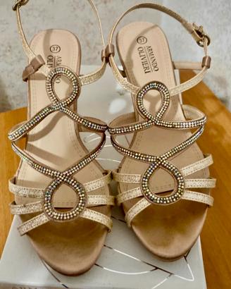 Sandali eleganti da donna