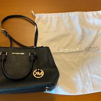 Borsa Michael Kors Sutton nera misura media