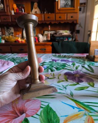 Candelabro XIX qualche segno di usura