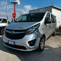 Opel vivaro navetta/ pulmino 9posti del 2017