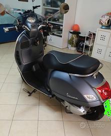 vespa GTS 300 6 GIORNI