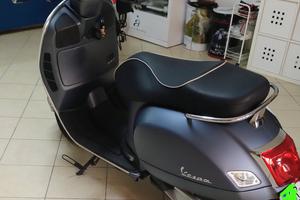 vespa GTS 300 6 GIORNI