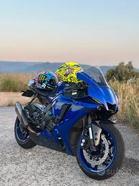 Yamaha R1 2020