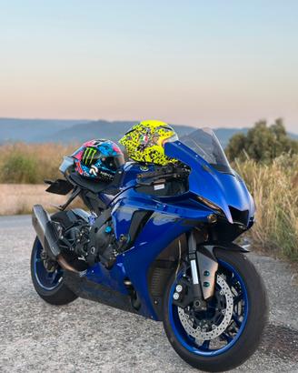 Yamaha R1 2020