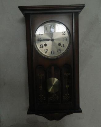 orologio a pendolo
