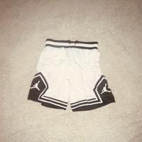 Pantaloncini jordan