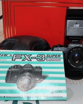 Yashica fx-3 super 2000 con flash