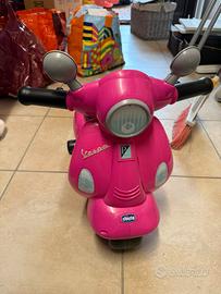 Vespa chicco rosa