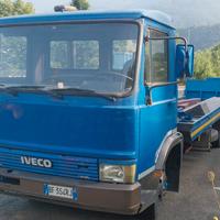 Carroattrezzi Iveco 79.14