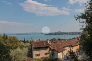 CASA DI CORTE A GARDONE RIVIERA