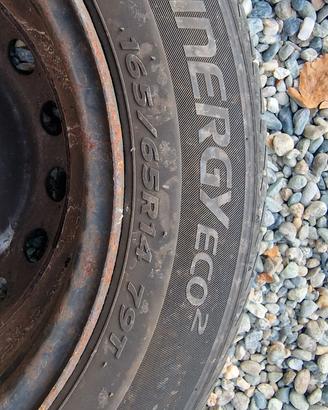 gomme 165/65R14