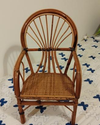 sedia piccola in vimini