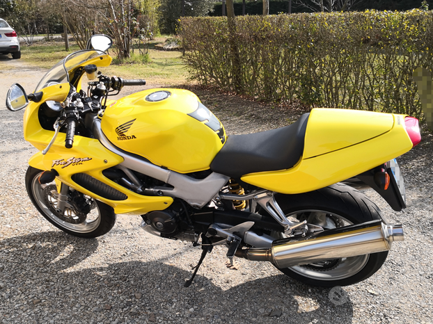 Honda Vtr 1000 F Firestorm 01 Fmi Moto E Scooter In Vendita A Modena