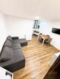 Loft arredato 800 mt bocconi