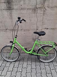 Bicicletta verde tipo GRAZIELLA