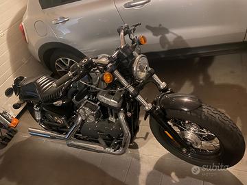 HARLEY DAVINSON XL FORTY-EIGHT