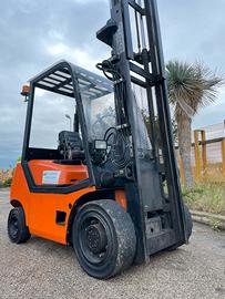 Carrello elevatore diesel SIBICAR 25 quintali