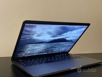 MacBook Pro 13" 2016 con Touch Bar
