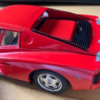 Ferrari Testarossa Burago scala 1:18 anno 1984
