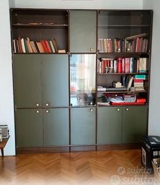 Mobile SOGGIORNO LEGNO e formica verde - LIBRERIA