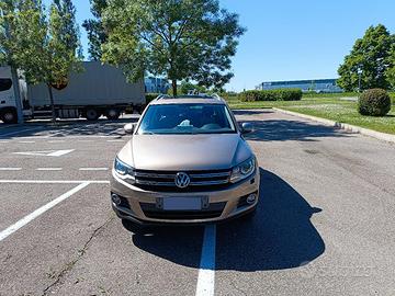 Volkswagen Tiguan 2.0 TDI PLUS Full Option 2012