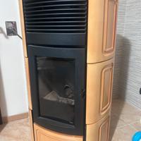 Stufa hydro pellet MCZ suite  Ceramica 16kw