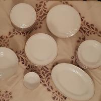 Servizio piatti porcellana Tognana bordo oro