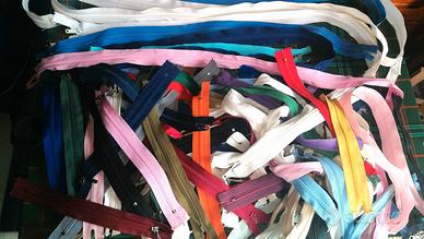 Cerniere zip vari colori e misure lot–   nuovi