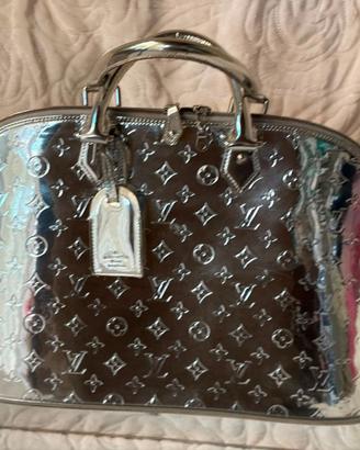 LOUIS VUITTON MONOGRAM MIROIR ALMA VOYAGE GM