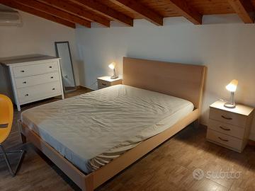 Mansardina (bilocale) zona Cittadella-Policlinico