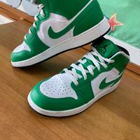 Jordan 1 Mid (Nike)