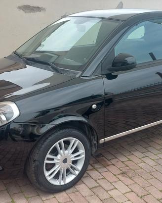 LANCIA YPSILON UNYCA 1200 GARANTITA E TAGLIANDATA