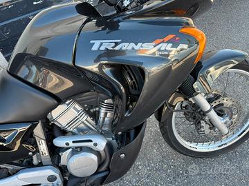 Honda transalp 650