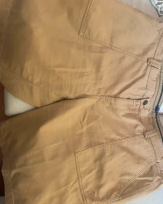 Bermuda in cotone con tasche taglia 60 calibrata