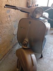 vespa 125 primavera.