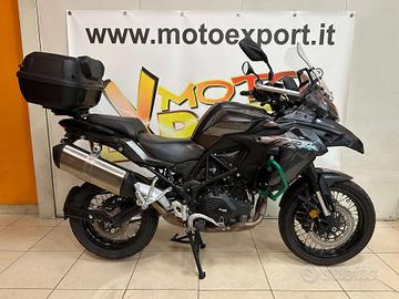 Benelli TRK 502 x