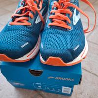 Brooks scarpe ginniche 