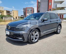 VOLKSWAGEN Tiguan 2.0 TDI SCR DSG Sport BlueMotion
