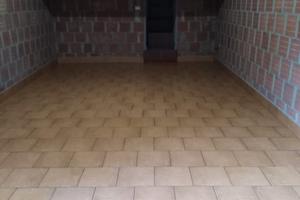 Due garage, uno di 30 mq. l'altro di 12 mq